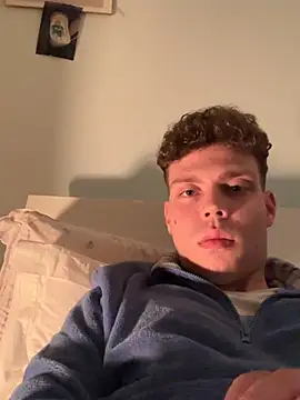 Snapshot of Fresh27ita chatting on March 14, 2:39 am Fresh27ita online show from March 14, 2:39 am