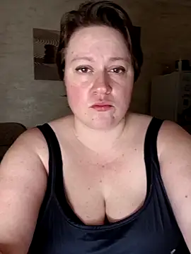 Snapshot of Alex_Goddess_ chatting on April 4, 2:43 am Alex Goddess online show from April 4, 2:43 am