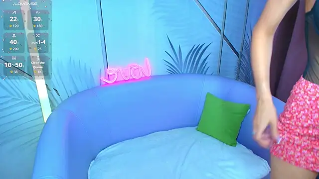 Eva  Morris online show from July 17, 1:56 am