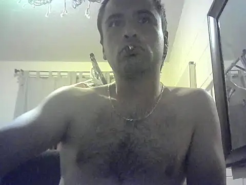 Snapshot of Relk130p chatting on June 23, 5:16 am Relk130p online show from June 23, 5:16 am