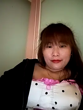 Lucxy-ki6 online show from April 2, 1:47 am