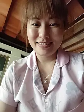 Lucxy-ki6 online show from May 25, 3:56 am