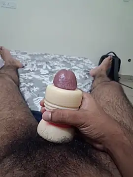 Snapshot of Sanjaypussyfuk chatting on April 22, 3:24 pm Sanjaypussyfuk online show from April 22, 3:24 pm