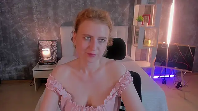 Shiny Liss online show from June 29, 1:34 am