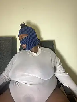 NaughtyGirl0000 online show from May 27, 6:32 am