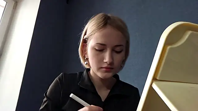 SofiaCashe online show from March 15, 7:25 am