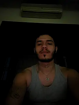 Thewildaliii0 online show from May 29, 4:43 am
