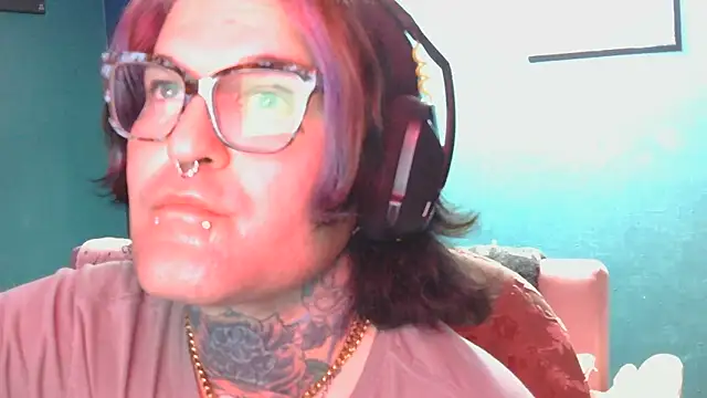 TattooBambie online show from March 21, 5:45 am