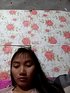 emmasexy2k online show from May 8, 1:11 am