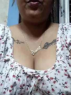 NAUGHTY ANSHU online show from March 15, 9:10 pm