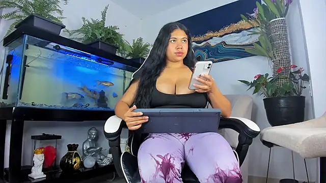 lia lovelly01 online show from June 13, 3:15 am