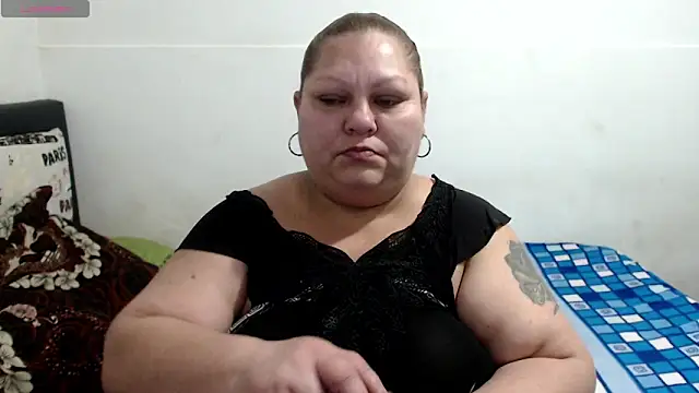 rossitaspace01 online show from May 28, 12:35 pm