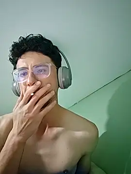 lord ema xvii online show from March 18, 4:26 am