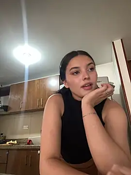 Mr and Mrs Sin05 online show from April 22, 7:59 pm