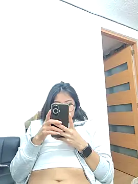 nanybb24 online show from April 4, 7:28 am