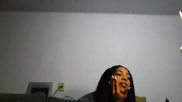 Snapshot of Nix3erika chatting on June 6, 12:16 am Nix3erika online show from June 6, 12:16 am