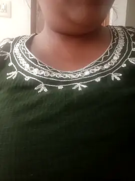 Snapshot of sexy_neha8 chatting on March 17, 4:06 am sexy neha8 online show from March 17, 4:06 am