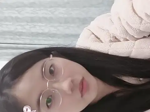 Snapshot of MIAOMIAO-666 chatting on March 29, 7:52 am MIAOMIAO-666 online show from March 29, 7:52 am