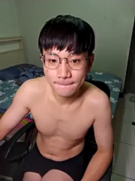 Snapshot of sweetener_321 chatting on March 26, 1:06 pm sweetener 321 online show from March 26, 1:06 pm