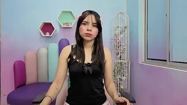Snapshot of Isaa_Skinny chatting on June 11, 3:59 am Isaa Skinny online show from June 11, 3:59 am