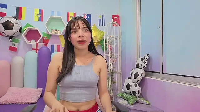 Isaa Skinny online show from July 10, 3:44 am