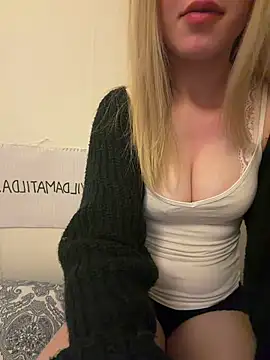 Lillamatilda online show from March 22, 12:14 am