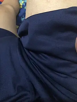 8Thang09 online show from March 18, 4:37 am