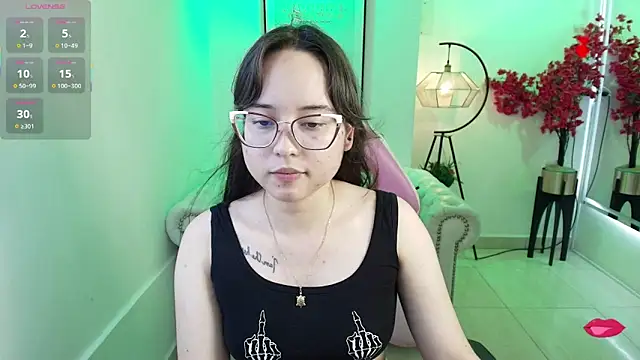 Shady bug online show from April 30, 8:26 pm