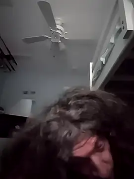 Snapshot of xe2036 chatting on March 16, 7:40 pm xe2036 online show from March 16, 7:40 pm