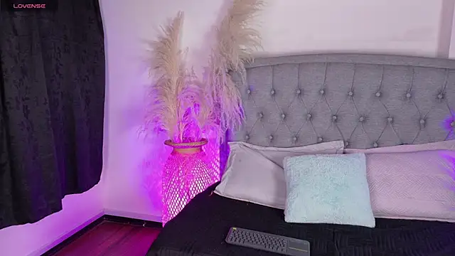 Vanessa Mejiia online show from April 30, 4:08 am