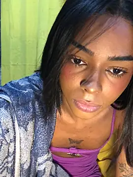 Snapshot of viczinaofc chatting on April 5, 4:59 pm viczinaofc online show from April 5, 4:59 pm