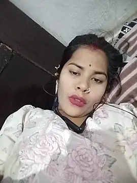 Pallavi cute online show from June 8, 5:02 pm