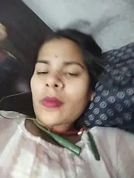 Pallavi cute online show from June 12, 5:23 pm