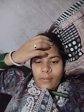 Pallavi cute online show from August 5, 6:00 pm