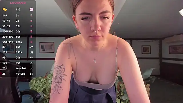 Kirarustle1 online show from June 9, 2:12 am