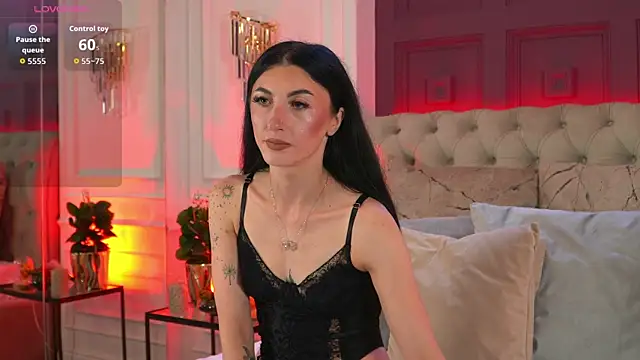 EllieJules online show from June 18, 3:51 am