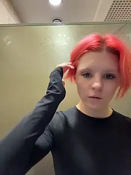 NinaParri online show from May 23, 3:56 am
