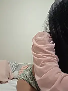 Snapshot of karen_vix chatting on May 14, 1:01 am karen vix online show from May 14, 1:01 am