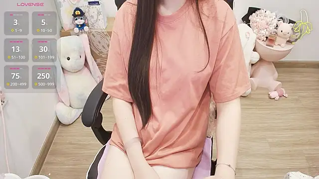 Snapshot of Nana_Chu chatting on July 19, 12:03 am Nana Chu online show from July 19, 12:03 am