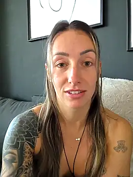 NicoleKaiser online show from May 1, 6:07 am