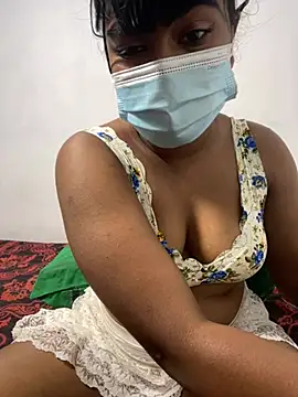honeyi babe online show from August 4, 6:21 pm