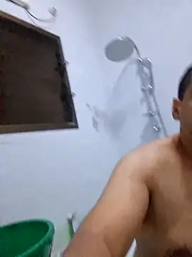 Snapshot of Layzie86 chatting on March 18, 3:48 pm Layzie86 online show from March 18, 3:48 pm