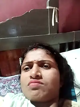Snapshot of Leelaaji chatting on April 4, 6:05 pm Leelaaji online show from April 4, 6:05 pm