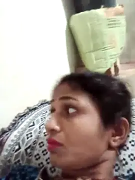 Snapshot of Leelaaji chatting on April 7, 5:57 pm Leelaaji online show from April 7, 5:57 pm