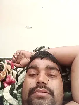 Snapshot of Leelaaji chatting on April 11, 1:32 am Leelaaji online show from April 11, 1:32 am