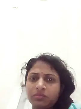 Snapshot of Leelaaji chatting on April 19, 1:38 am Leelaaji online show from April 19, 1:38 am