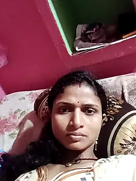 Snapshot of Leelaaji chatting on April 28, 9:03 am Leelaaji online show from April 28, 9:03 am
