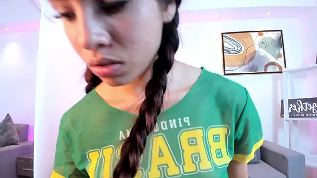 mily Lopez online show from July 8, 8:24 pm