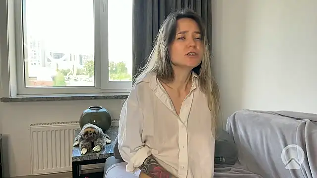 Zero  Calories  online show from July 10, 9:01 am