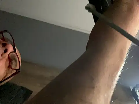 Guapo007sexy online show from June 23, 3:15 am